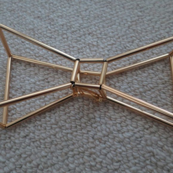 **HOST PICK**WXYZ - Jewellery and Headwear from the USA (as seen on Beyonce) BOW - Picture 2 of 2